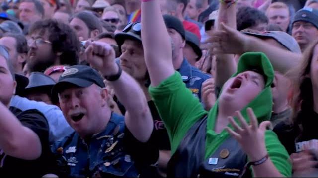 Status quo - caroline - download ,donington park 14-6 2014 Status quo - caroline - download ,donington park 14-6 2014