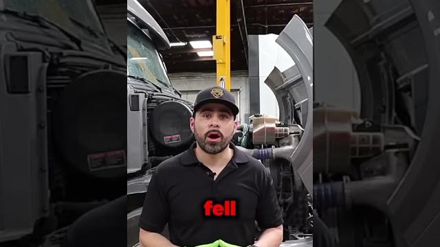 Common issues d13 volvo/ volvo trucks volvo d13/ d13 engine problems/ semi truck pt. 3 #tatexpress Common issues d13 volvo/ volvo trucks volvo d13/ d13 engine problems/ semi truck pt. 3 #tatexpress