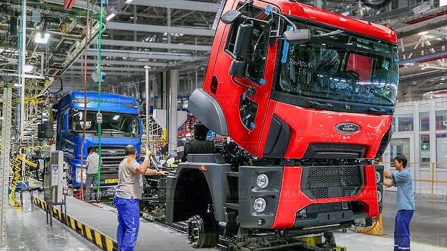 Inside ford trucks production in turkey Inside ford trucks production in turkey