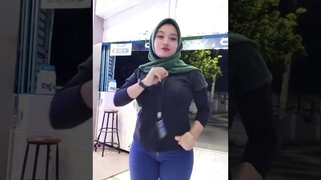 Tante cantik #short #shorts #bigo Tante cantik #short #shorts #bigo