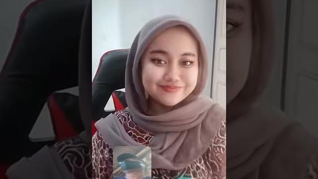 Bigo live host || reaction live tuan putri hijab daster #hijab #hijabers #periscope #livestream Bigo live host || reaction live tuan putri hijab daster #hijab #hijabers #periscope #livestream