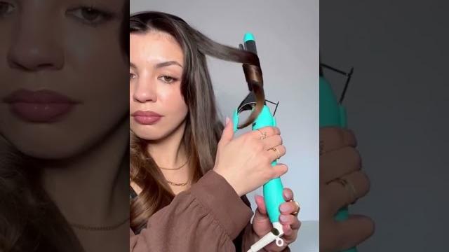 Stop curling your hair like this ️ #hairtutorial Stop curling your hair like this ️ #hairtutorial