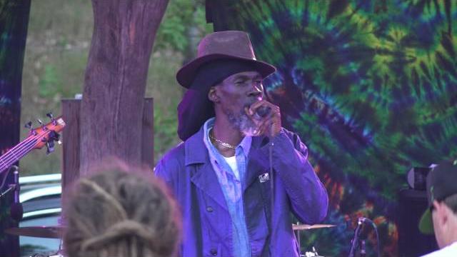 Akae beka live in williams (2016) Akae beka live in williams (2016)