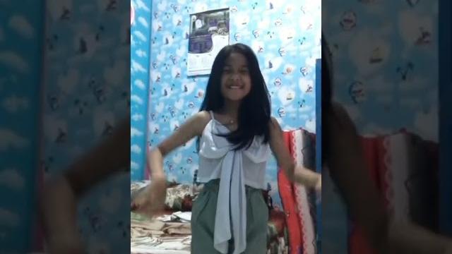 Bocil gemes goyang ingus. #shorts #bocil #gemoy Bocil gemes goyang ingus. #shorts #bocil #gemoy
