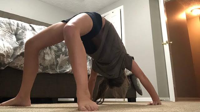 How to do a backbend kick over and a back walk over How to do a backbend kick over and a back walk over