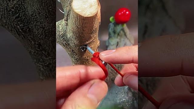 Techniques for tying knots on screws Techniques for tying knots on screws
