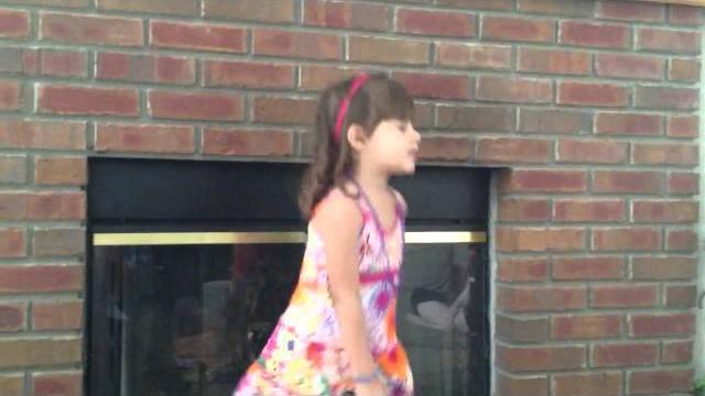 Chloe singing "call me maybe" Chloe singing "call me maybe"