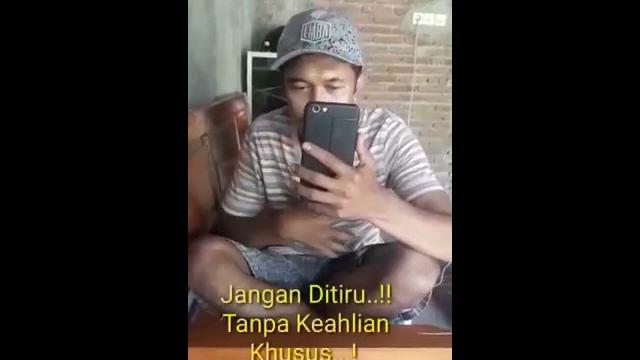 Telpon "bojone wong" malah di ajak wik-wik Telpon "bojone wong" malah di ajak wik-wik