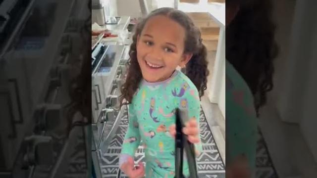 Morning routine of a 6 year old her hiya vitamins are 50% off right now! #hiyapartner Morning routine of a 6 year old her hiya vitamins are 50% off right now! #hiyapartner