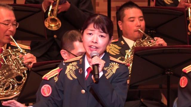 女性隊員の歌う「夜桜お七」(坂本冬美)陸上自衛隊 第14音楽隊『阿波防災フェスタ』 女性隊員の歌う「夜桜お七」(坂本冬美)陸上自衛隊 第14音楽隊『阿波防災フェスタ』