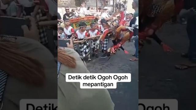 Ogoh ogoh bocil tumbang Ogoh ogoh bocil tumbang
