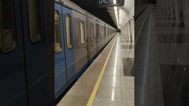 Звук метро #москва #метро Звук метро #москва #метро