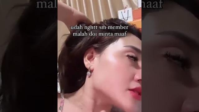 Cewek lagi ngentot Cewek lagi ngentot