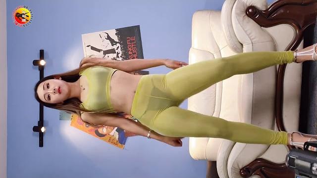 Sexy dance 蝎美人 黃色透明彈力絲褲 翹臀美女青春熱舞 Sexy dance 蝎美人 黃色透明彈力絲褲 翹臀美女青春熱舞