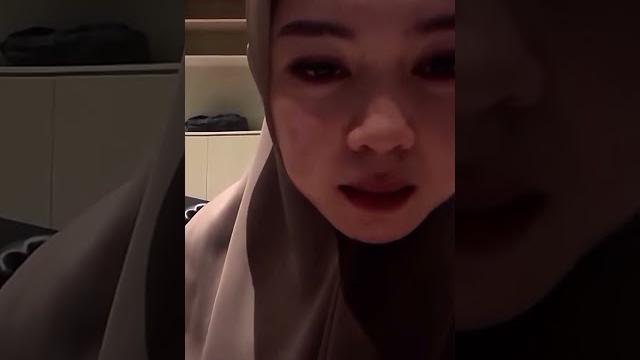 Neng gemoy fitnes bodi makin kenceng Neng gemoy fitnes bodi makin kenceng