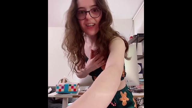 Oops no bra nip slip my morning yoga routine part 2 Oops no bra nip slip my morning yoga routine part 2