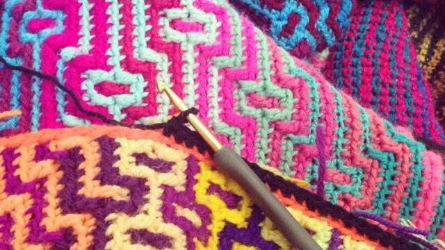 #1 beginners guide to mosaic crochet - the basics #1 beginners guide to mosaic crochet - the basics