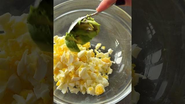 Avocado egg salad Avocado egg salad
