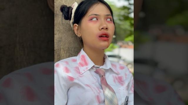 My girlfriend became a zombie #shorts #zombie My girlfriend became a zombie #shorts #zombie
