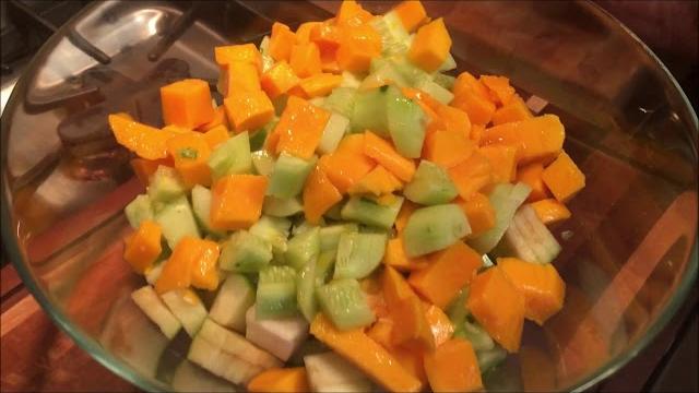 Tropical salsa recipe l quick & easy fruit and veggie salsa #tropicalsalsarecipe #gastroguru Tropical salsa recipe l quick & easy fruit and veggie salsa #tropicalsalsarecipe #gastroguru