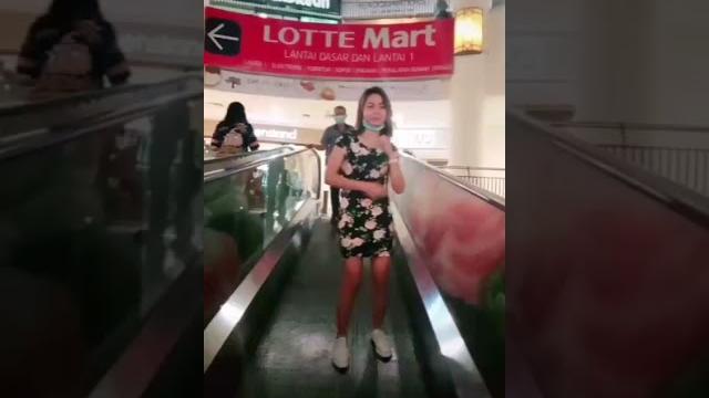 Tante sexy goyang ebot Tante sexy goyang ebot