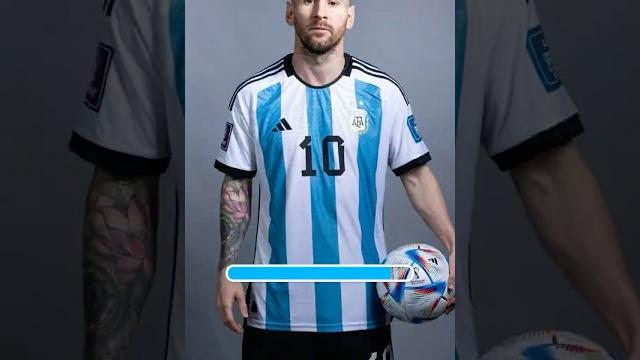 Pause the video on messi! Pause the video on messi!