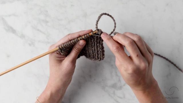 Ribbed sewn bind off: 1x1 tutorial | purl soho Ribbed sewn bind off: 1x1 tutorial | purl soho