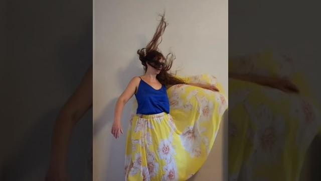 Windy flying skirt Windy flying skirt