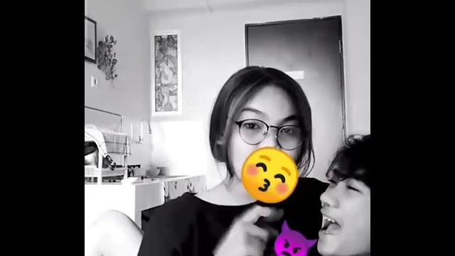Story' wa sang3 sama pacar Story' wa sang3 sama pacar