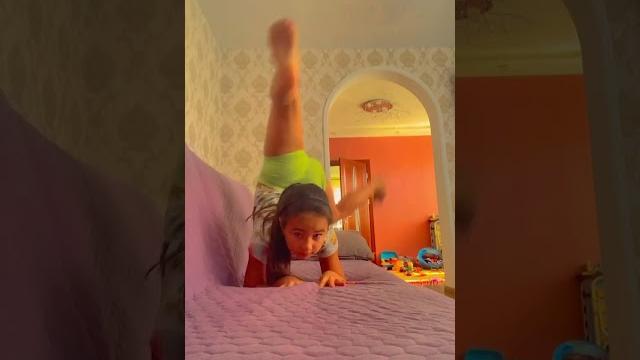 Niña gimnasia Niña gimnasia