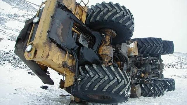 Никто от трактора кировец такого не ожидал! зверская мощь легендарного трактора к 700 к 701 Никто от трактора кировец такого не ожидал! зверская мощь легендарного трактора к 700 к 701