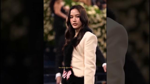 Freen sarocha ️the first thai actress ️ attend met gala nyc #freensarocha #srchafreen #freenbeck Freen sarocha ️the first thai actress ️ attend met gala nyc #freensarocha #srchafreen #freenbeck