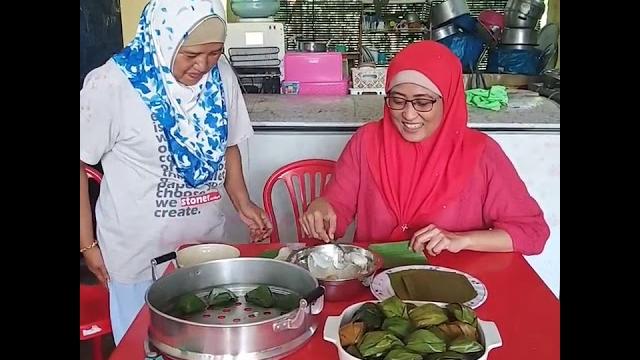 How to wrap kueh koci with cik yah How to wrap kueh koci with cik yah