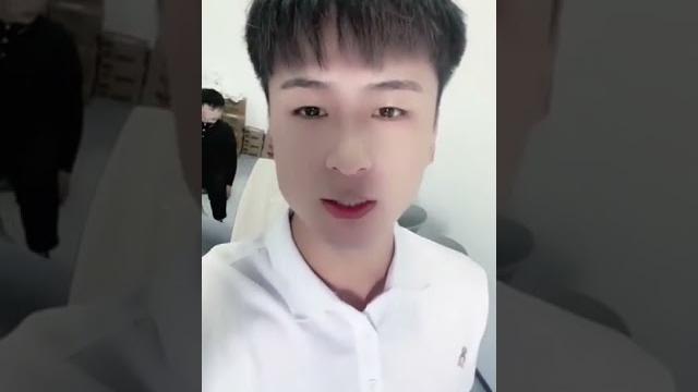 顾沈8号口水娃专场的直播链接: https://v.kuaishou.com/odukyg 顾沈8号口水娃专场的直播链接: https://v.kuaishou.com/odukyg