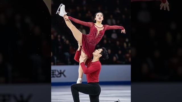 The perfect figure skating ending pose! The perfect figure skating ending pose!