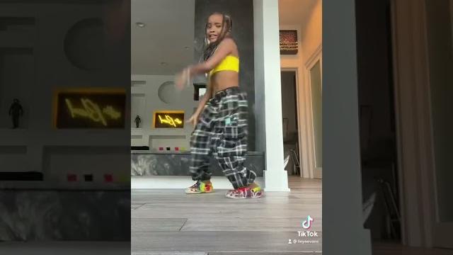 Shake shake shake #shorts Shake shake shake #shorts