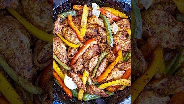Restaurant-quality chicken fajitas Restaurant-quality chicken fajitas