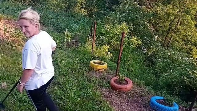 Fatima traži zlato a pogledajte sta je nasla Fatima traži zlato a pogledajte sta je nasla