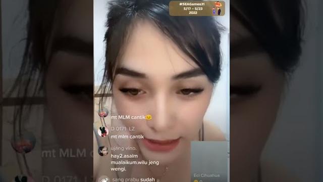 Cewek montok terbaru Cewek montok terbaru
