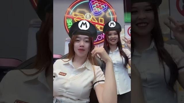 Ayu latifah. Ayu latifah.