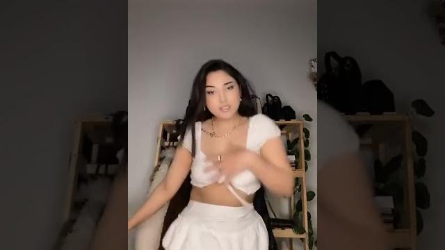 Sarem uysal en yeni tiktok videoları #shorts Sarem uysal en yeni tiktok videoları #shorts