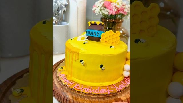 Decorate a cake with me #baking #momlife #lifestyle #fyp #shorts #cakedecorating #winnie Decorate a cake with me #baking #momlife #lifestyle #fyp #shorts #cakedecorating #winnie