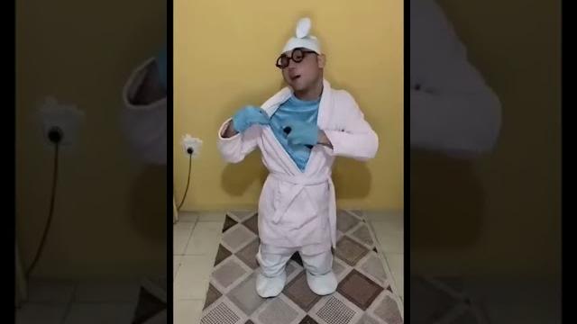 Bıcı bıcı yaparım dalin'le mis gibi kokarım Bıcı bıcı yaparım dalin'le mis gibi kokarım