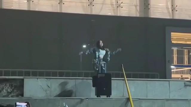 学校军训热舞走光 学校军训热舞走光