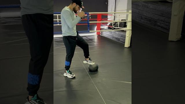 Упражнения для работы ног в боксе . footwork drills ️ #boxing #бокс #boxer #fypシ #boxeo #punch Упражнения для работы ног в боксе . footwork drills ️ #boxing #бокс #boxer #fypシ #boxeo #punch