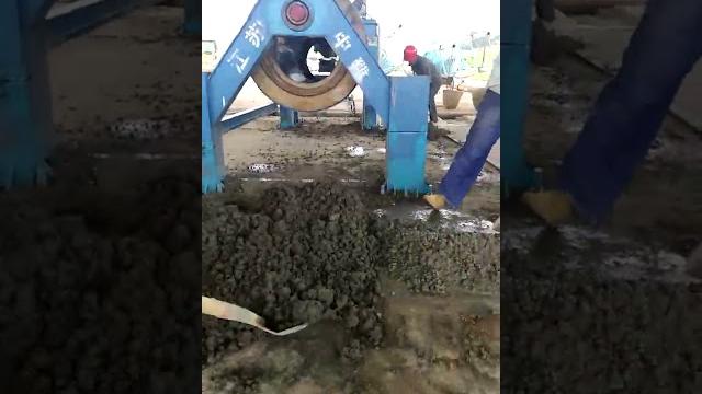 Concrete pipe making machine Concrete pipe making machine