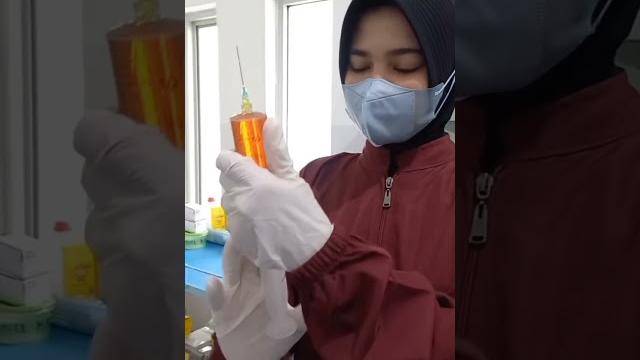 Parodi nakes - takut di suntik #theflash Parodi nakes - takut di suntik #theflash