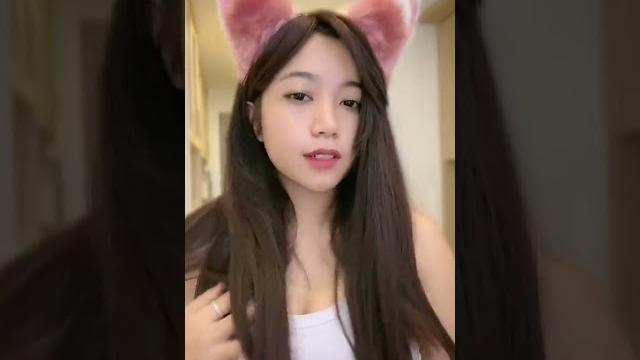 Goyang tiktok hot #shorts #goyangtiktok #hot #tiktokhot #goyangviral #viral #tiktok #cewekcantik Goyang tiktok hot #shorts #goyangtiktok #hot #tiktokhot #goyangviral #viral #tiktok #cewekcantik