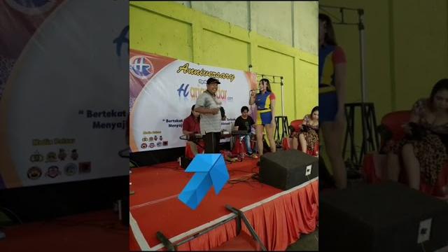 Detik detik celana biduan melorot #short Detik detik celana biduan melorot #short