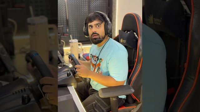 Kaleshi pati patni️️ #shorts #youtube #trending #viral #explore #comedy #funny #couple Kaleshi pati patni️️ #shorts #youtube #trending #viral #explore #comedy #funny #couple